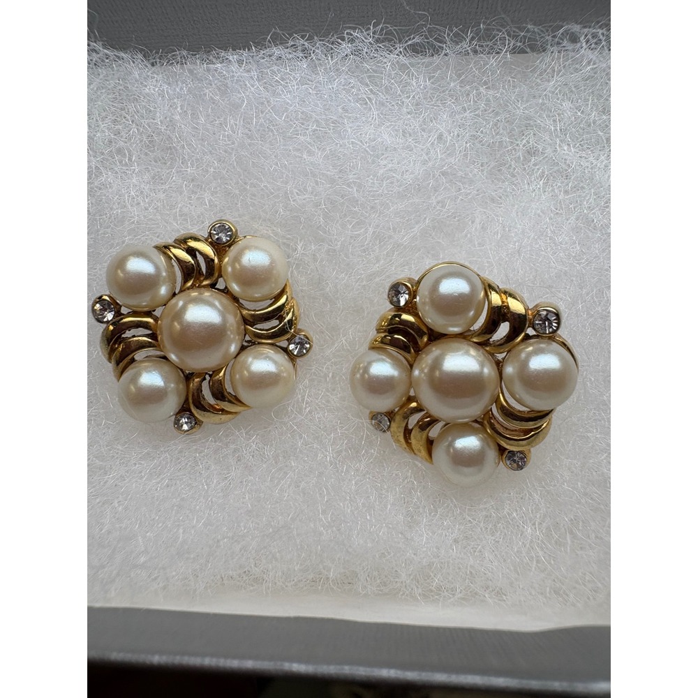 Vintage Richelieu Pearl Crystal Cluster Earrings Gold Tone Hollywood Glam